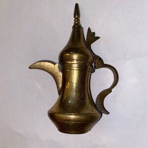 Islamic Middle Eastern Dallah Tea Coffee Pot Vintage